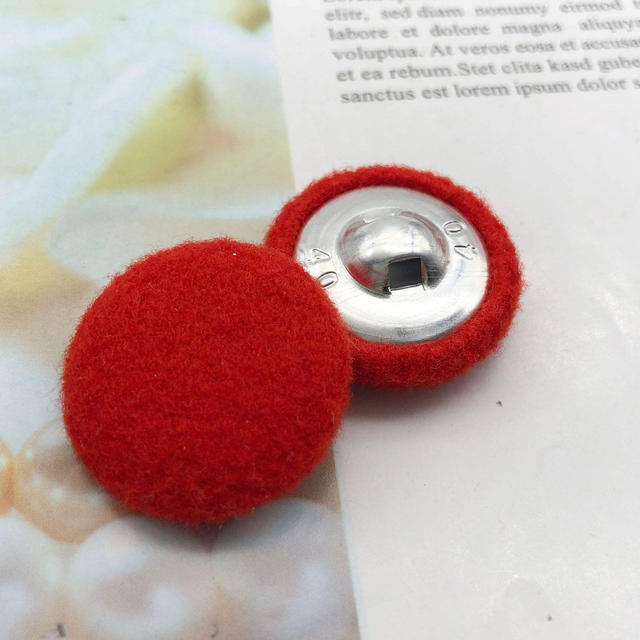 재고 있음 버섯 모양의 직물로 덮인 생크 단추에 도매 다채로운 봉제