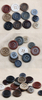 Disponibile Bottone rotondo in resina decorativa a 4 fori in plastica stile semplice all'ingrosso da 15 mm 20 mm per camicia