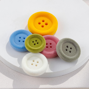 Boutons ronds color&eacute;s en velours floqu&eacute;s pour v&ecirc;tements, bord large, 18mm, 22mm, 28mm, 34mm, 4 trous