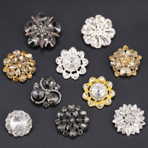 Aangepaste luxe mode metalen strass edelsteen kristal knop voor kleding