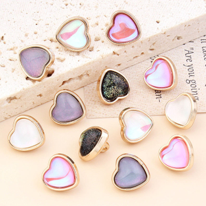 스톡 하이 엔드 10mm 심장 모양 재봉 금 금속 생크 버튼 셔츠