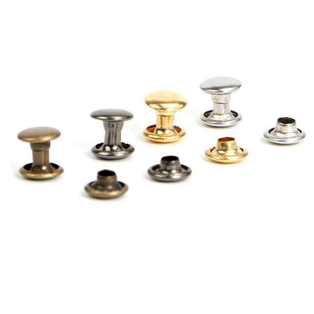 Rivets en cuir